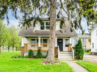 14726 Puritas Avenue , Cleveland, OH 44135