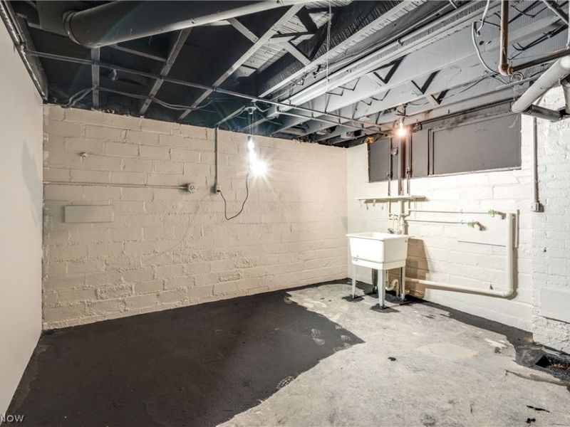 14726 Puritas Avenue , Cleveland, OH 44135 Photo 27