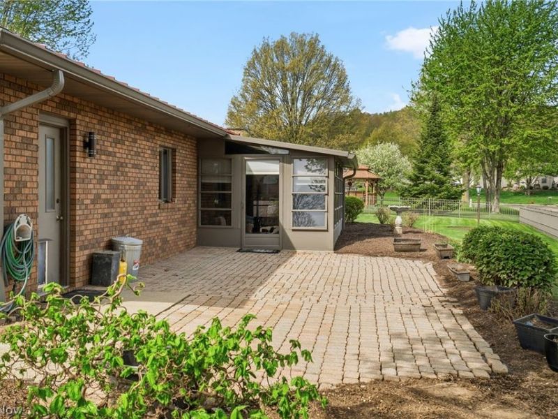 441 Stratton Avenue SW, New Philadelphia, OH 44663 Photo 10