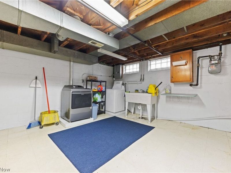 4718 Southwood Drive , Brooklyn, OH 44144 Photo 18