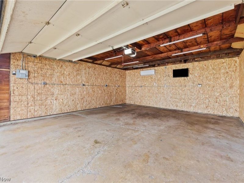 4718 Southwood Drive , Brooklyn, OH 44144 Photo 22