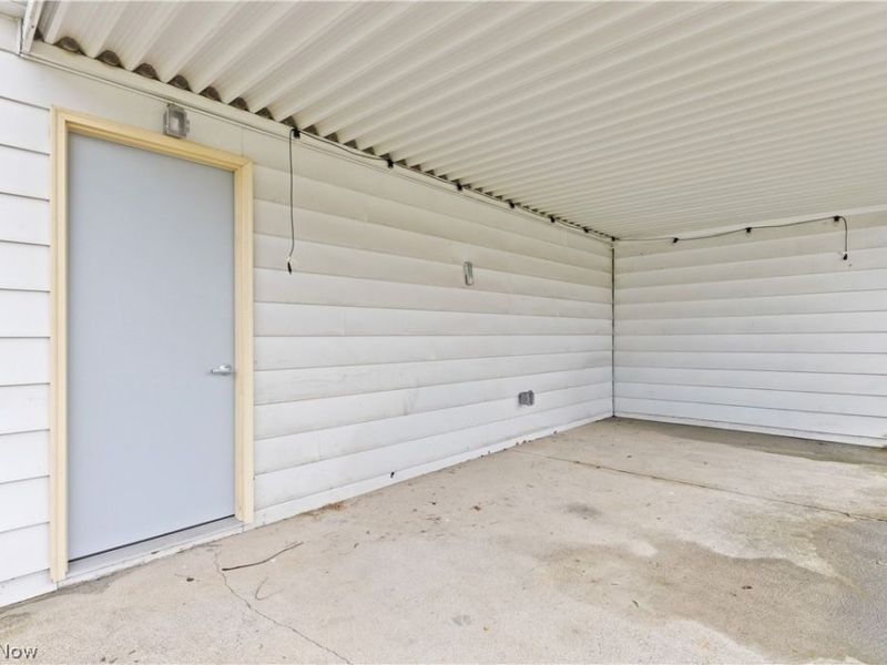 4718 Southwood Drive , Brooklyn, OH 44144 Photo 23