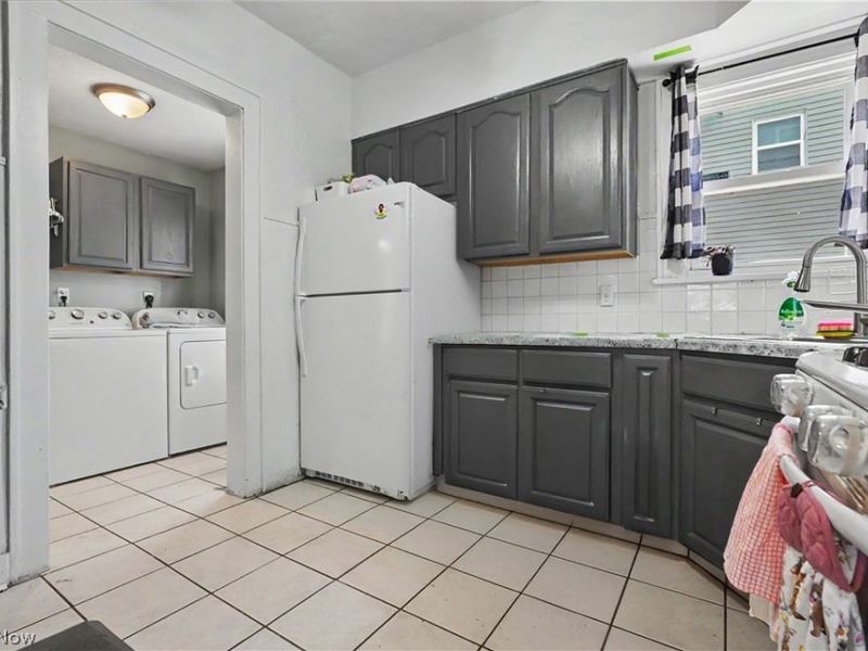 72 E Ido Avenue, Akron, OH 44301 Photo 11