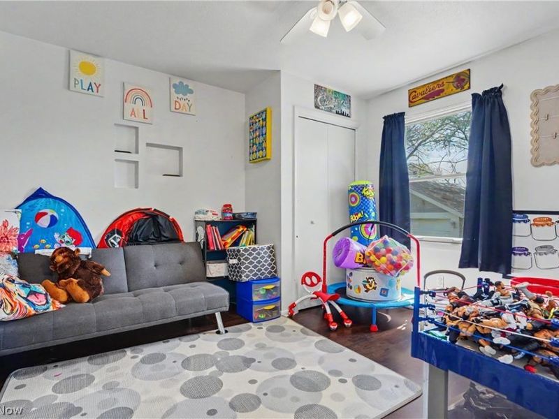 72 E Ido Avenue, Akron, OH 44301 Photo 17