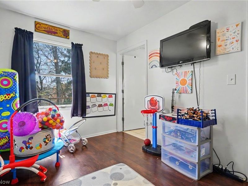 72 E Ido Avenue, Akron, OH 44301 Photo 18