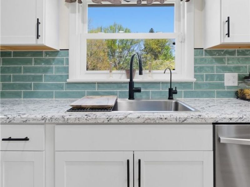 13001 Beeson Street NE, Alliance, OH 44601 Photo 22