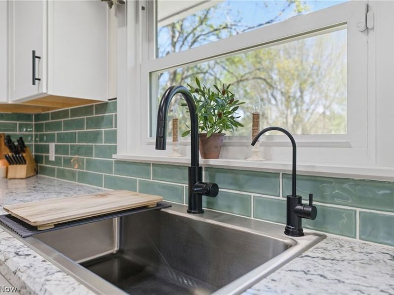 13001 Beeson Street NE, Alliance, OH 44601 Photo 24