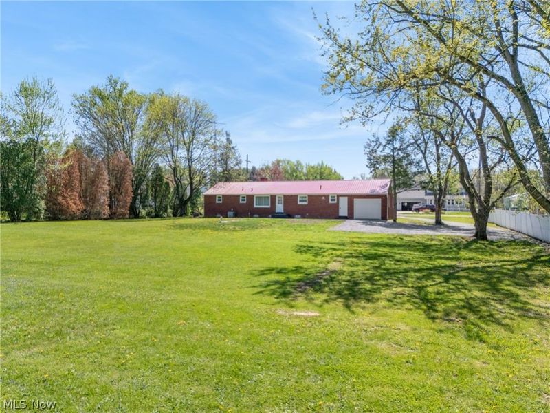 13001 Beeson Street NE, Alliance, OH 44601 Photo 8