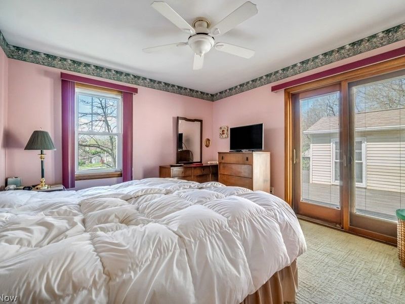 324 W State Street, Barberton, OH 44203 Photo 8