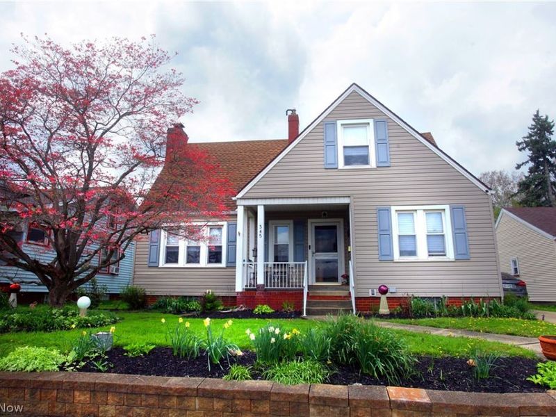 345 Roslyn Avenue NW, Canton, OH 44708 Photo 1