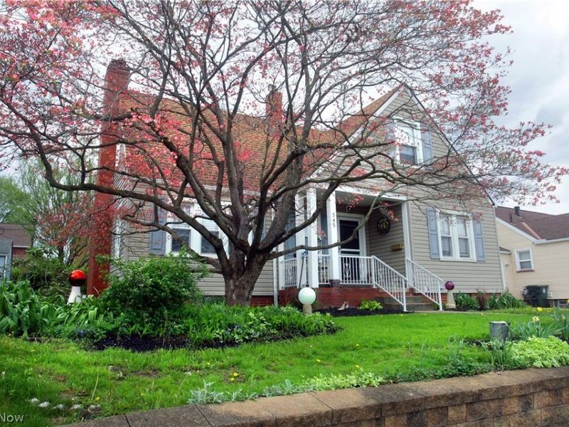 345 Roslyn Avenue NW, Canton, OH 44708 Photo 3