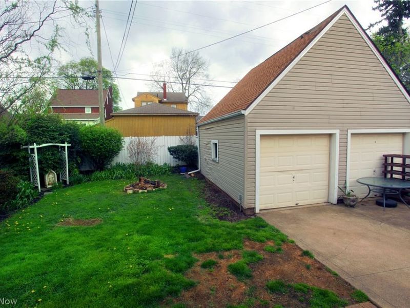 345 Roslyn Avenue NW, Canton, OH 44708 Photo 7