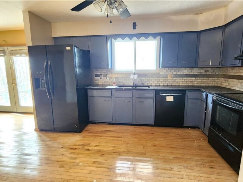 20051 Hillcrest Drive, Euclid, OH 44117 Photo 16