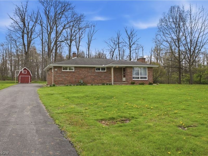 10121 Springfield Road, Poland, OH 44514 Photo 3