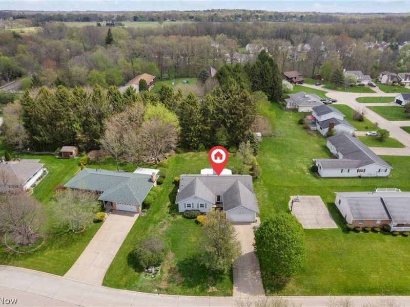 3757 Ramsey Drive, Uniontown, OH 44685 Photo 2