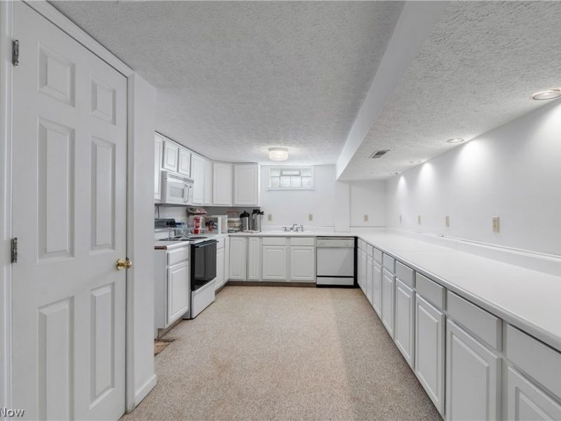 3757 Ramsey Drive, Uniontown, OH 44685 Photo 24