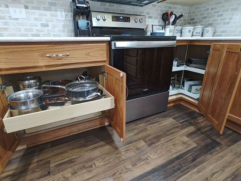 9264 Sharrott Road, Unit 201, Poland, OH 44514 Photo 12