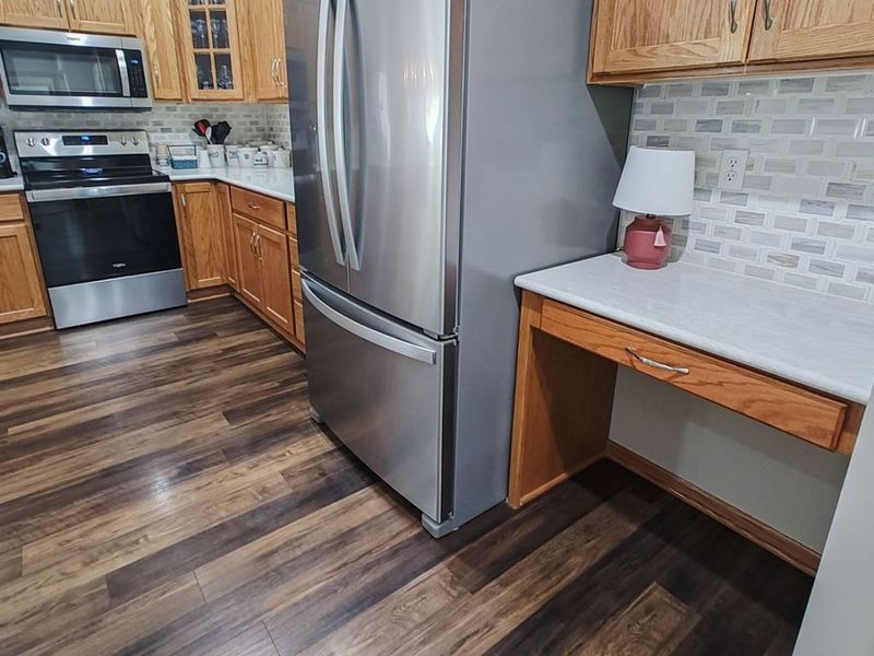 9264 Sharrott Road, Unit 201, Poland, OH 44514 Photo 15