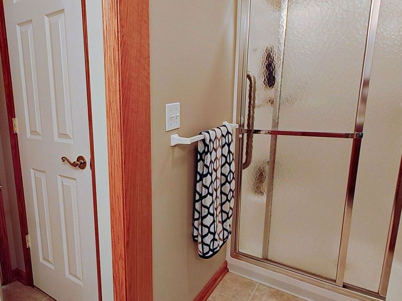 9264 Sharrott Road, Unit 201, Poland, OH 44514 Photo 24