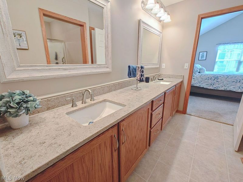 9264 Sharrott Road, Unit 201, Poland, OH 44514 Photo 25