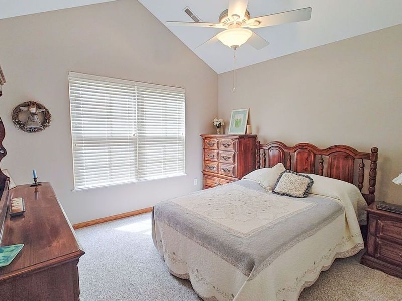 9264 Sharrott Road, Unit 201, Poland, OH 44514 Photo 29