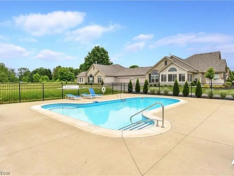 9264 Sharrott Road, Unit 201, Poland, OH 44514 Photo 35