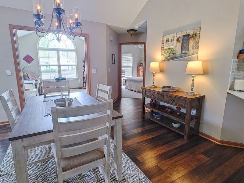 9264 Sharrott Road, Unit 201, Poland, OH 44514 Photo 7