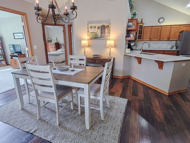 9264 Sharrott Road, Unit 201, Poland, OH 44514 Photo 8