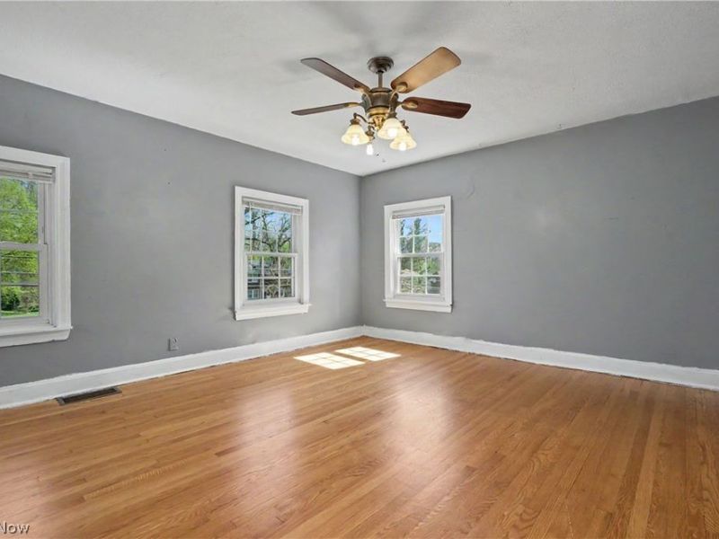 944 Canfield Road , Youngstown, OH 44511 Photo 12