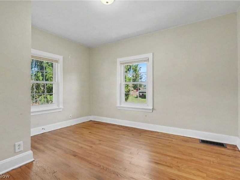 944 Canfield Road , Youngstown, OH 44511 Photo 13