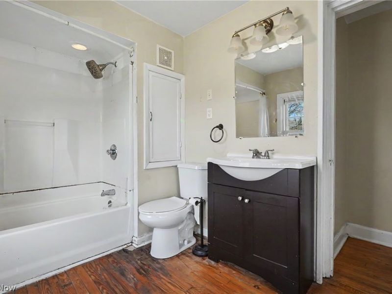 944 Canfield Road , Youngstown, OH 44511 Photo 17