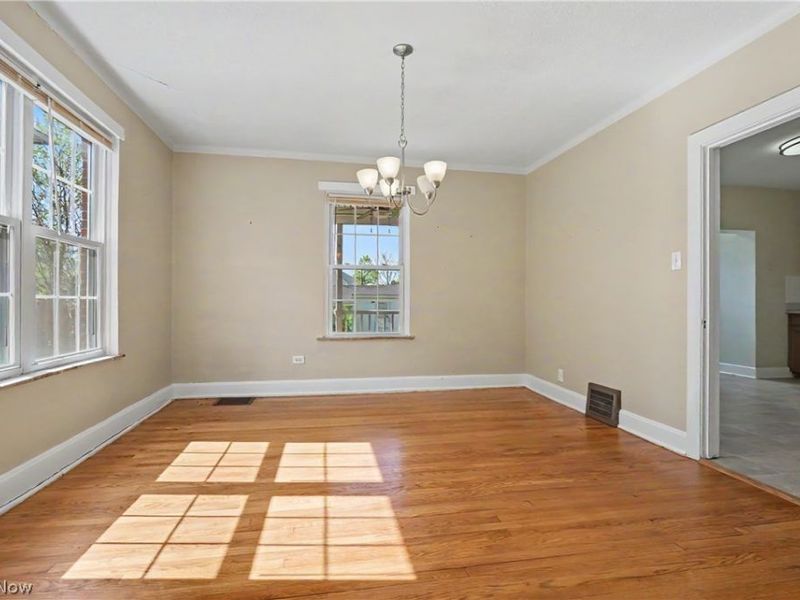 944 Canfield Road , Youngstown, OH 44511 Photo 6