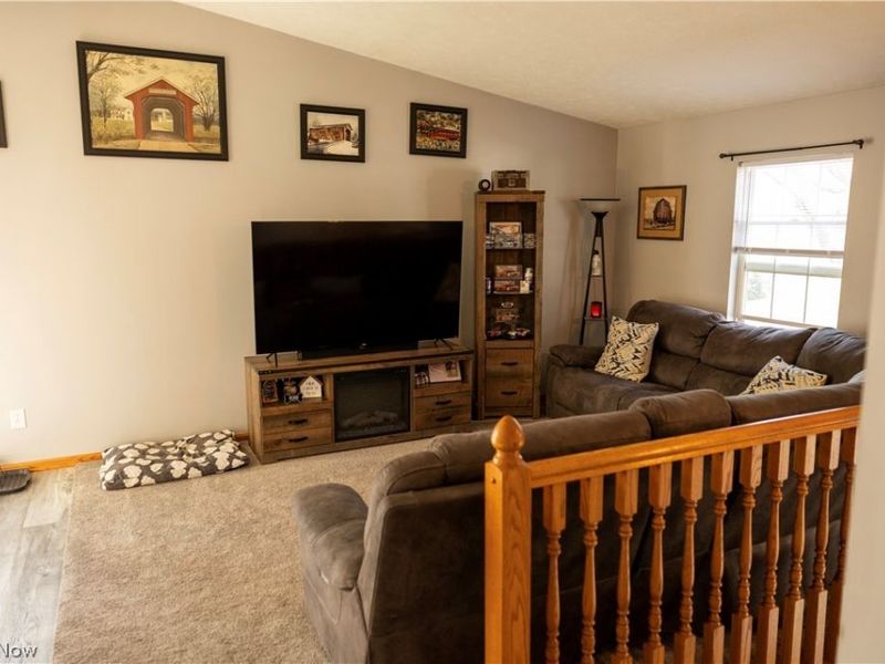 1882 Daniels Avenue, Akron, OH 44312 Photo 12