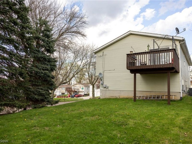 1882 Daniels Avenue, Akron, OH 44312 Photo 7