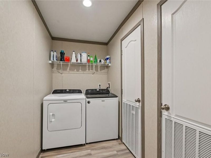 2706 Barn Drive SW, Canton, OH 44706 Photo 6