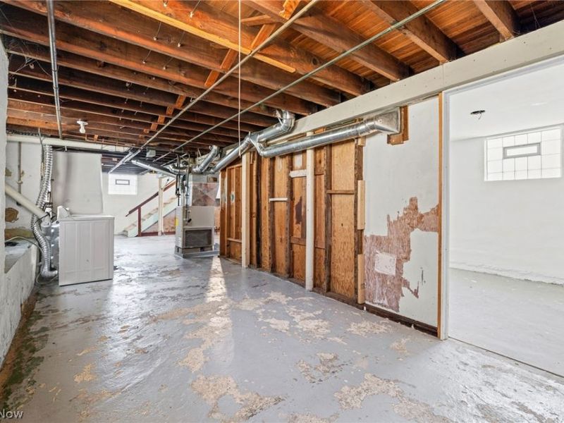 7610 Traymore Avenue , Brooklyn, OH 44144 Photo 28