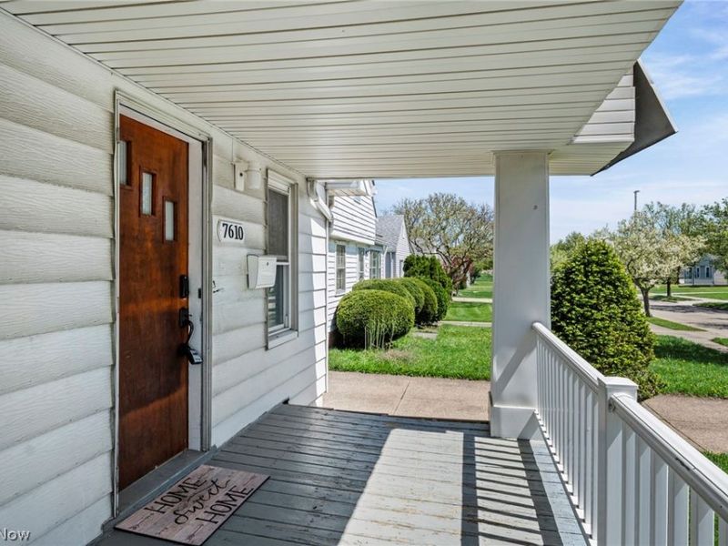 7610 Traymore Avenue , Brooklyn, OH 44144 Photo 5