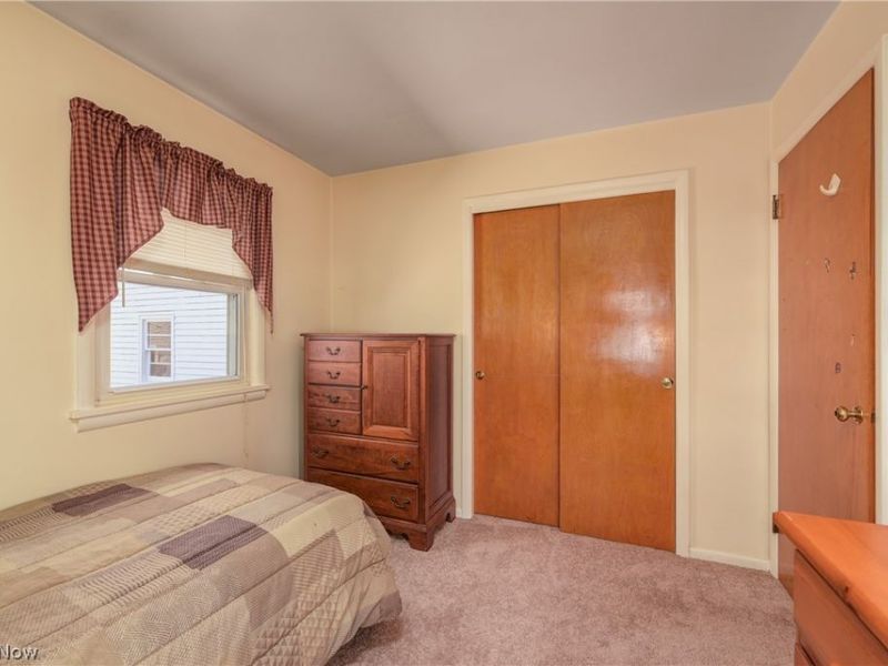 23216 Mildred Avenue , North Olmsted, OH 44070 Photo 20