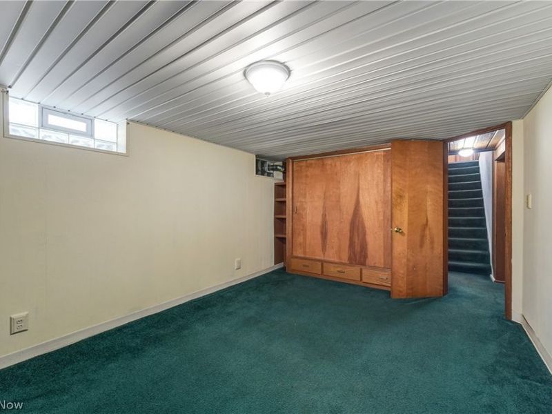 23216 Mildred Avenue , North Olmsted, OH 44070 Photo 35