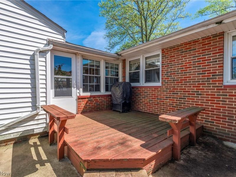 23216 Mildred Avenue , North Olmsted, OH 44070 Photo 38