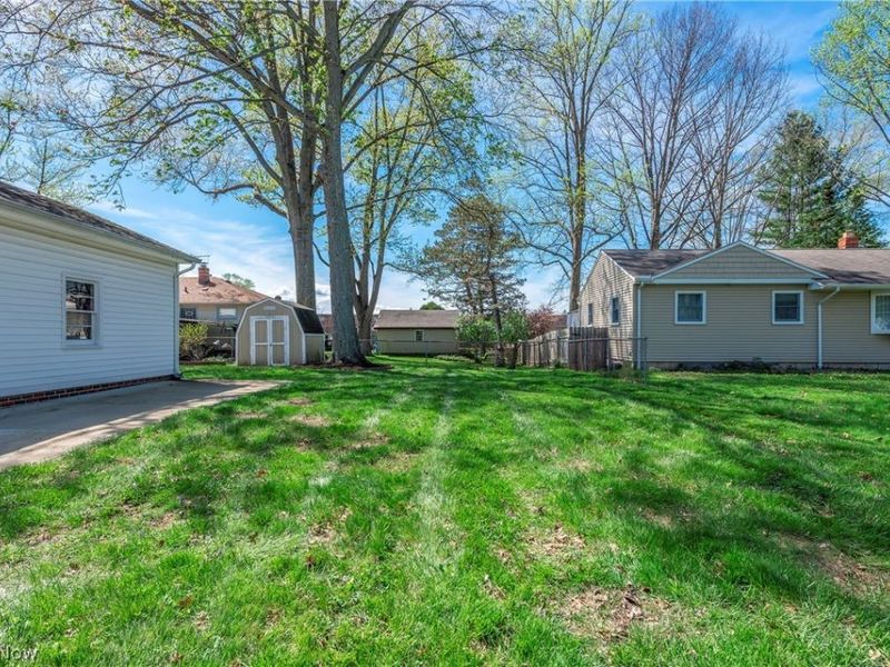 23216 Mildred Avenue , North Olmsted, OH 44070 Photo 46