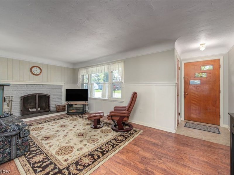 23216 Mildred Avenue , North Olmsted, OH 44070 Photo 5