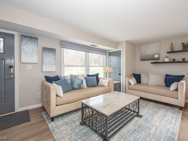 3149 Ivy Hill Circle, Unit C, Cortland, OH 44410 Photo 4