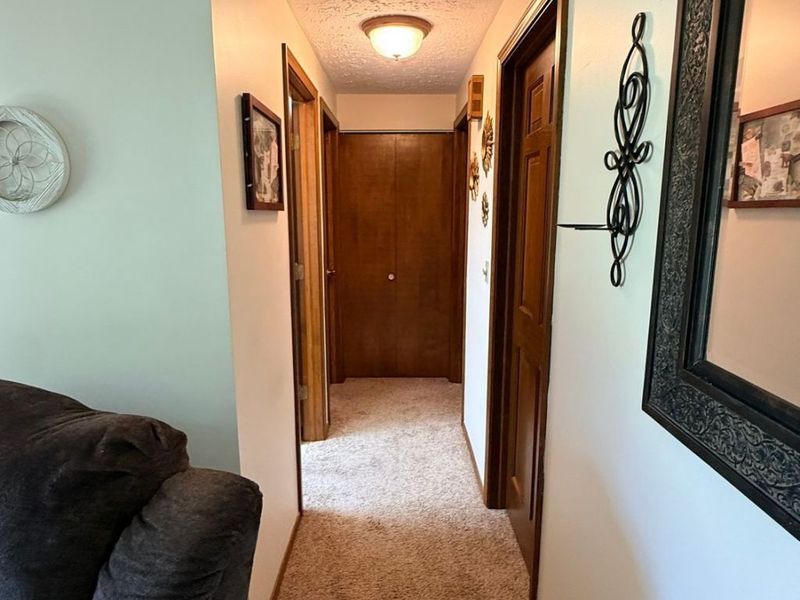 6633 Allandale Drive , Amherst, OH 44001 Photo 10