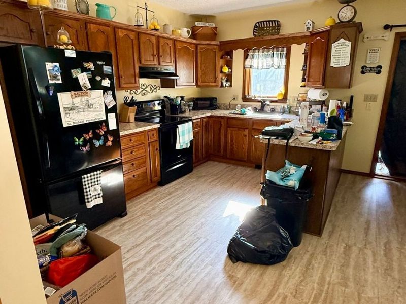 6633 Allandale Drive , Amherst, OH 44001 Photo 7