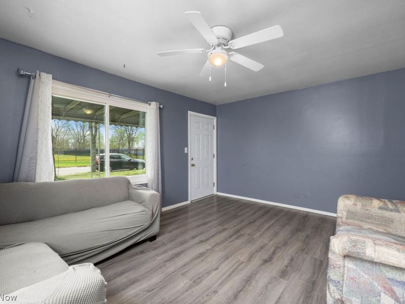 147 Lexington Avenue , Elyria, OH 44035 Photo 4