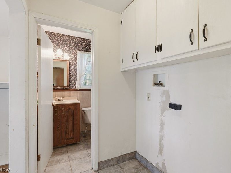 171 Hiram College Drive, Sagamore Hills, OH 44067 Photo 14