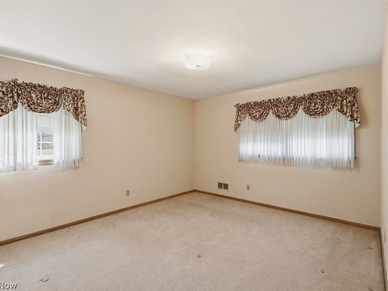 171 Hiram College Drive, Sagamore Hills, OH 44067 Photo 24