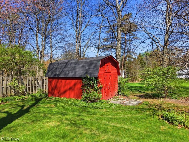 171 Hiram College Drive, Sagamore Hills, OH 44067 Photo 42