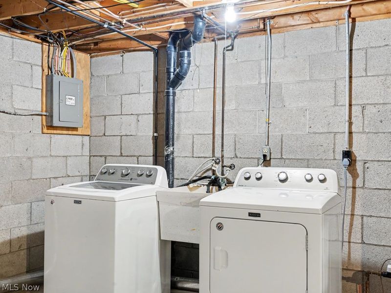 1481 Munroe Falls Avenue , Cuyahoga Falls, OH 44221 Photo 17